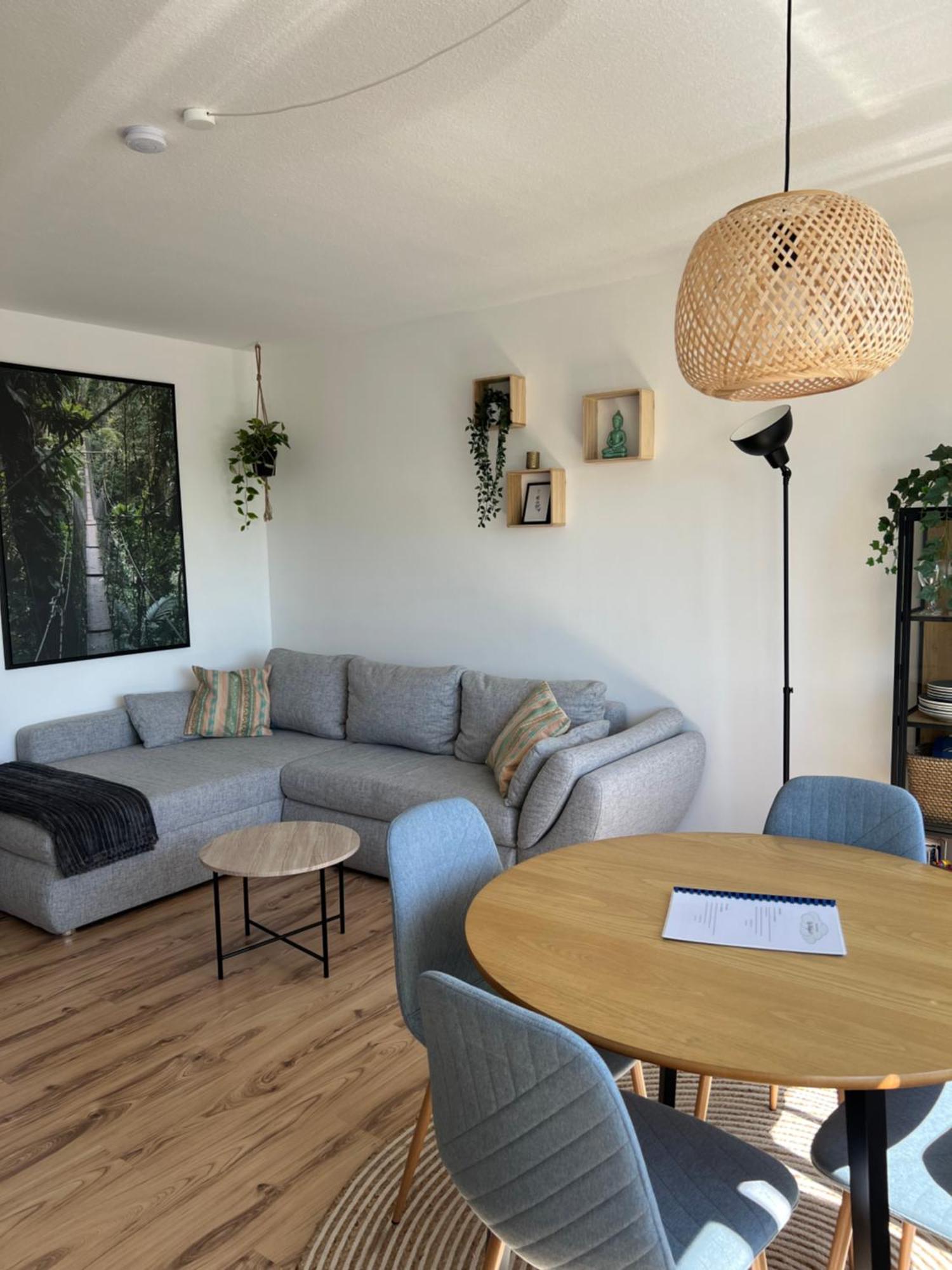 Up Wulkje21 Neu Renovierte Wohnung Mit Pkw Stellplatz Emden Zewnętrze zdjęcie