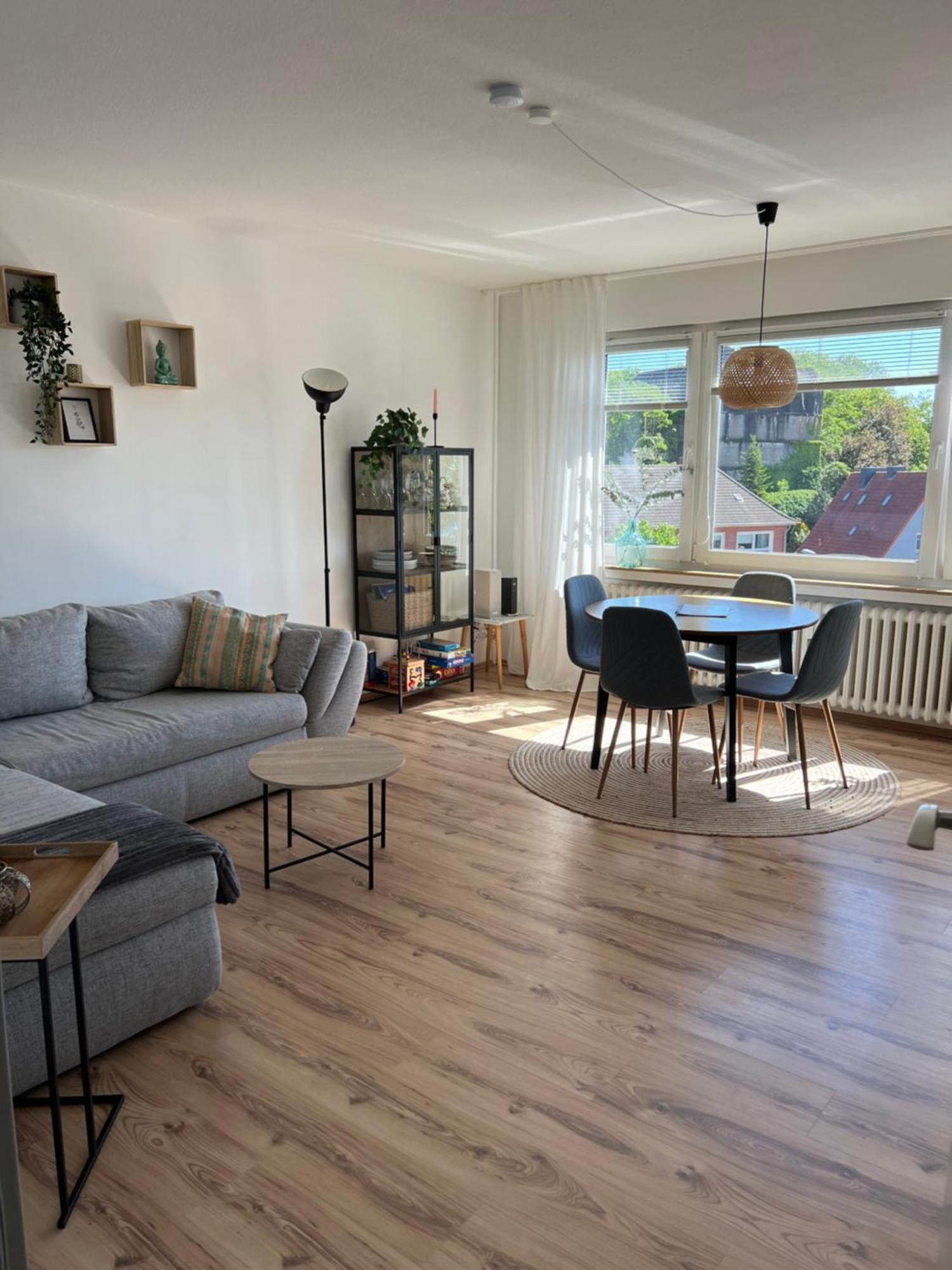Up Wulkje21 Neu Renovierte Wohnung Mit Pkw Stellplatz Emden Zewnętrze zdjęcie